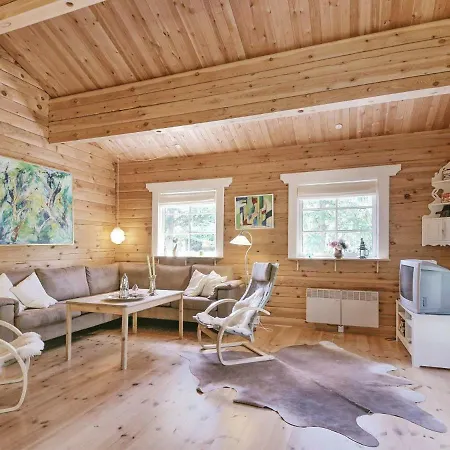 Three-bedroom Holiday In 4 Vakantiehuis *